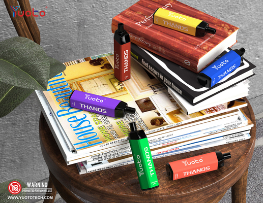Carregamento preenchido de Yuoto Thanos Rechargeable Disposable Vape Type C