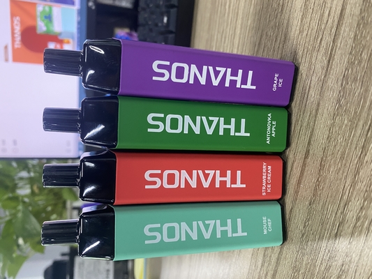 Sopro Vapes de Yuoto Thanos 14ml 5000, nicotina 20mg Mesh Coil Vaporizer Pen de 2%